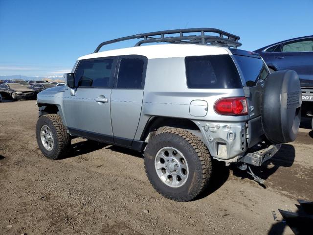 Photo 2 from auction – 2011 TOYOTA FJ CRUISER with VIN JTEBU4BF5BK113113