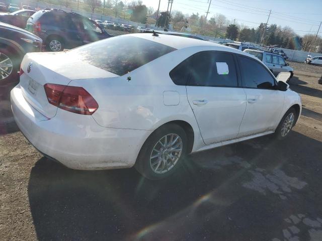 Photo 3 from auction – 2014 VOLKSWAGEN PASSAT S with VIN 1VWAP7A3XEC014783