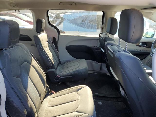 Photo 11 from auction – 2017 CHRYSLER PACIFICA T with VIN 2C4RC1EG6HR703534