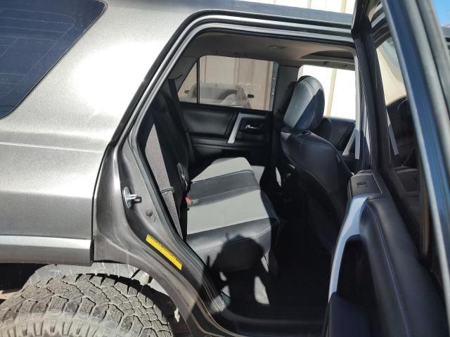 Photo 6 from auction – 2019 TOYOTA 4RUNNER SR with VIN JTEZU5JR6K5195531