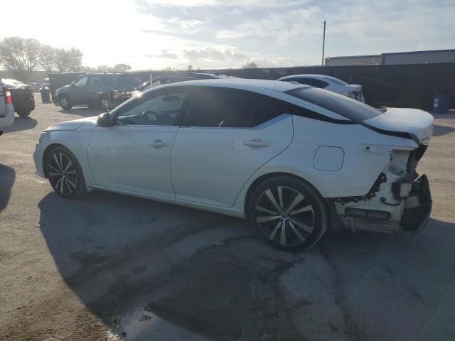 Photo 2 from auction – 2019 NISSAN ALTIMA SR with VIN 1N4BL4CVXKN328410