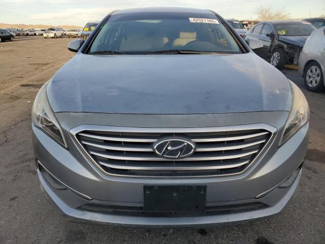Photo 5 from auction – 2017 HYUNDAI SONATA SE with VIN 5NPE24AF6HH477184