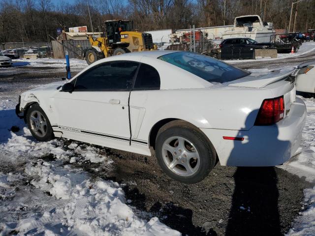 Photo 2 from auction – 2000 FORD MUSTANG with VIN 1FAFP4045YF138356