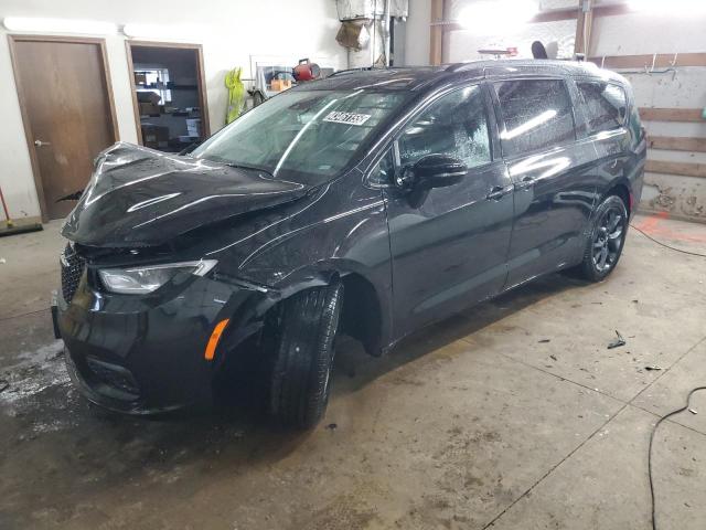 CHRYSLER PACIFICA L 2025 with VIN 2C4RC1GGXSR535143 - Photo from auction