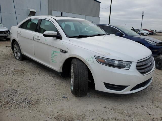 Photo 4 from auction – 2015 FORD TAURUS SEL with VIN 1FAHP2E8XFG161034