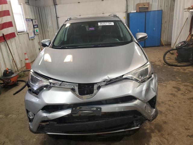 Photo 5 from auction – 2017 TOYOTA RAV4 XLE with VIN 2T3RFREV9HW663766