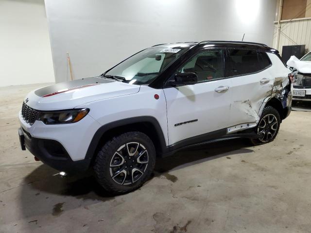 JEEP COMPASS TR 2024 with VIN 3C4NJDDNXRT149564 - Photo from auction