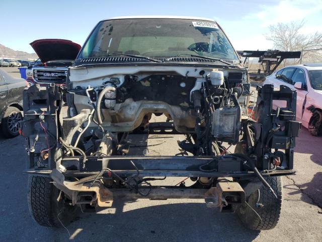 Фото 5 с аукциона – 2003 CHEVROLET SILVERADO с VIN 1GCHC29U63E207107