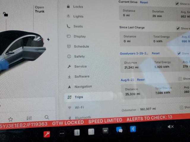 Photo 9 from auction – 2018 TESLA MODEL 3 with VIN 5YJ3E1EB2JF119363