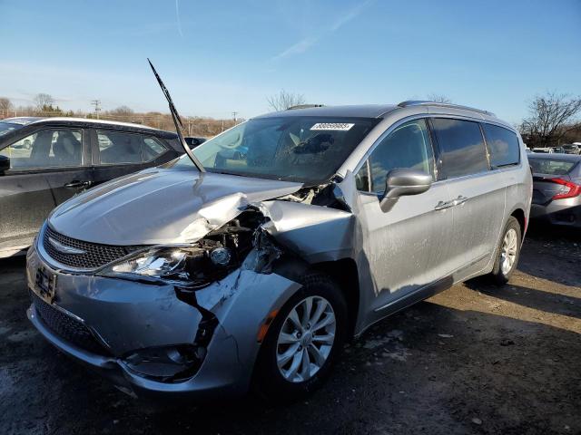 CHRYSLER PACIFICA T 2018 with VIN 2C4RC1BG6JR261798 - Photo from auction