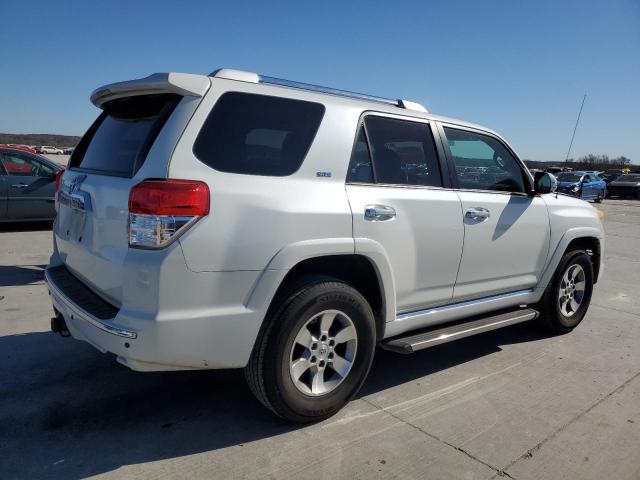 Photo 3 from auction – 2011 TOYOTA 4RUNNER SR with VIN JTEZU5JR7B5021435