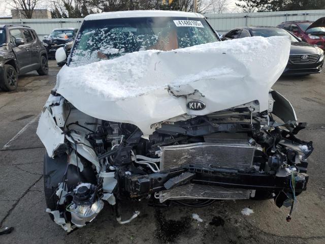 Photo 5 from auction – 2016 KIA SOUL + with VIN KNDJP3A57G7370360