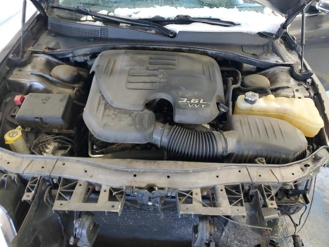 Photo 11 from auction – 2018 CHRYSLER 300 LIMITE with VIN 2C3CCAKG6JH302267