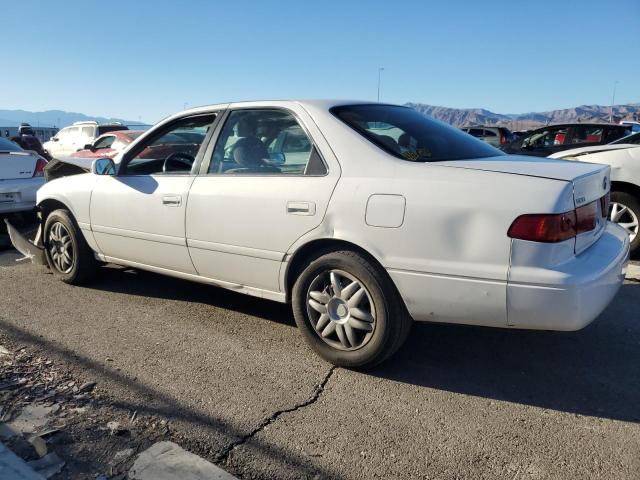 Photo 2 from auction – 2000 TOYOTA CAMRY CE with VIN JT2BG22K8Y0470618