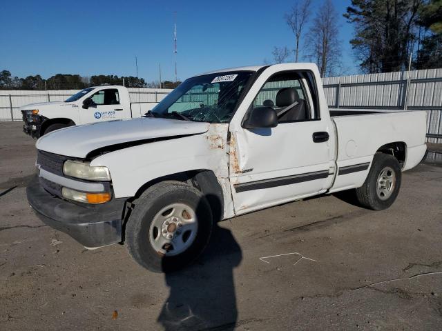CHEVROLET SILVERADO 2002 with VIN 1GCEC14X32Z108069 - Photo from auction