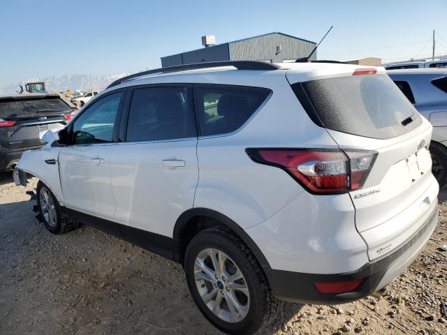 Photo 2 from auction – 2017 FORD ESCAPE SE with VIN 1FMCU9GD8HUE95840