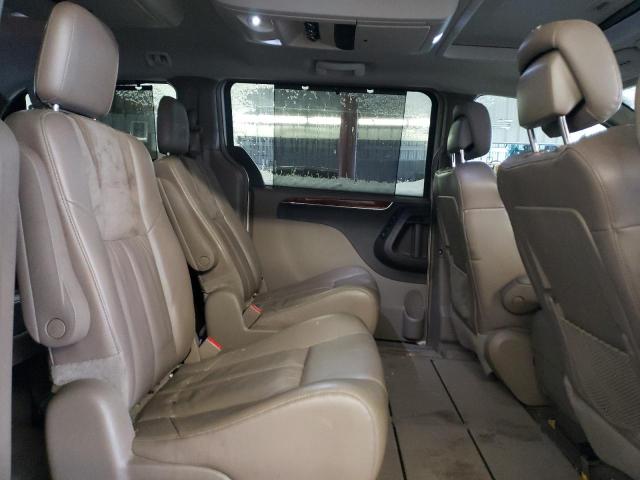 Photo 11 from auction – 2012 CHRYSLER TOWN & COU with VIN 2C4RC1GG0CR362041