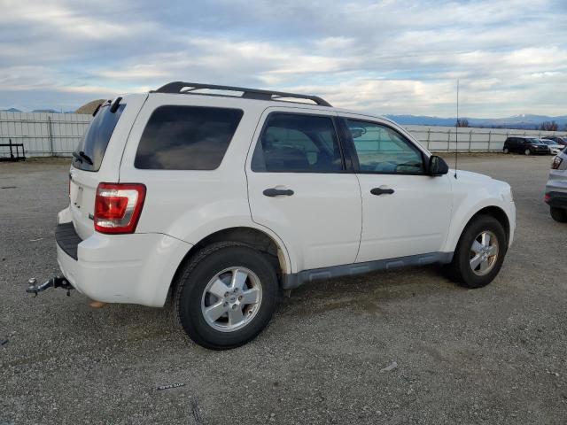 Photo 3 from auction – 2011 FORD ESCAPE XLT with VIN 1FMCU9DG1BKA15493