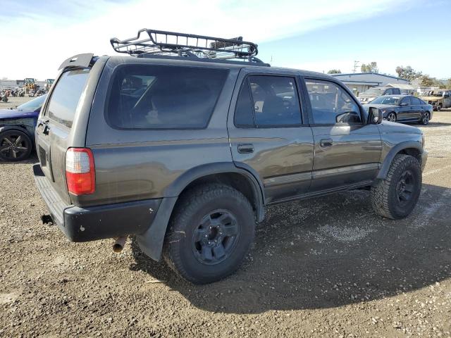 Photo 3 from auction – 1998 TOYOTA 4RUNNER SR with VIN JT3GN86R7W0083847