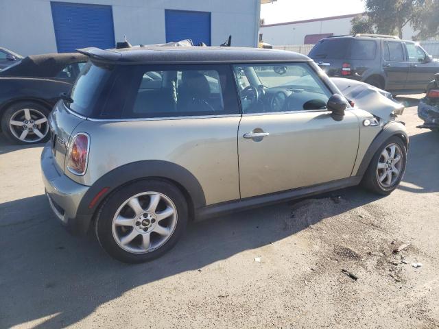 Photo 3 from auction – 2010 MINI COOPER S with VIN WMWMF7C55ATW89837
