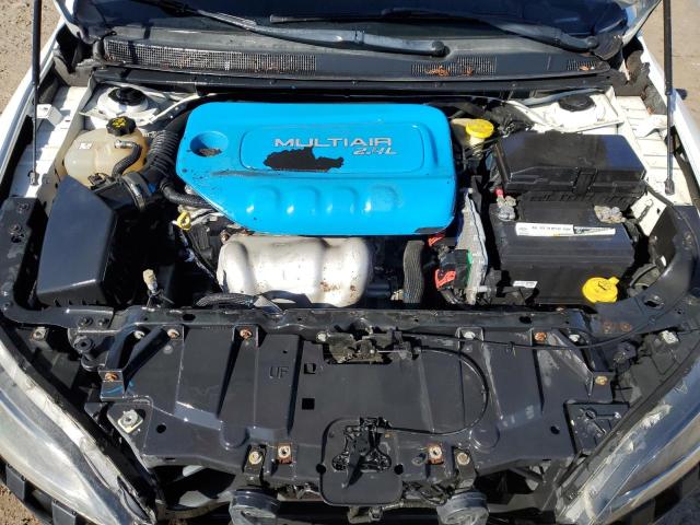 Photo 11 from auction – 2015 CHRYSLER 200 LIMITE with VIN 1C3CCCAB0FN578086