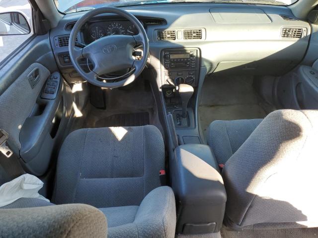 Photo 8 from auction – 2001 TOYOTA CAMRY LE with VIN JT2BG28K310600799