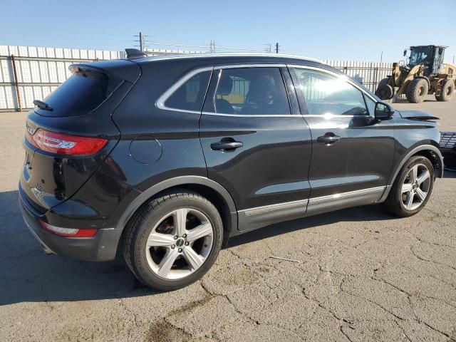 Photo 3 from auction – 2015 LINCOLN MKC with VIN 5LMCJ1A99FUJ05711