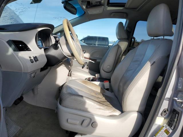 Photo 7 from auction – 2012 TOYOTA SIENNA XLE with VIN 5TDYK3DC5CS199079