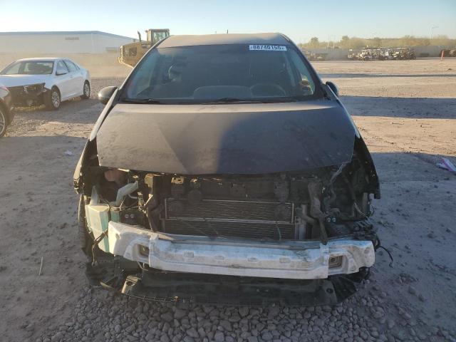 Photo 5 from auction – 2017 TOYOTA PRIUS V with VIN JTDZN3EU1HJ059179