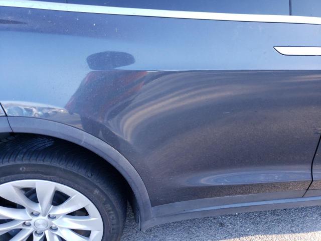 Photo 10 from auction – 2017 TESLA MODEL X with VIN 5YJXCAE26HF059248