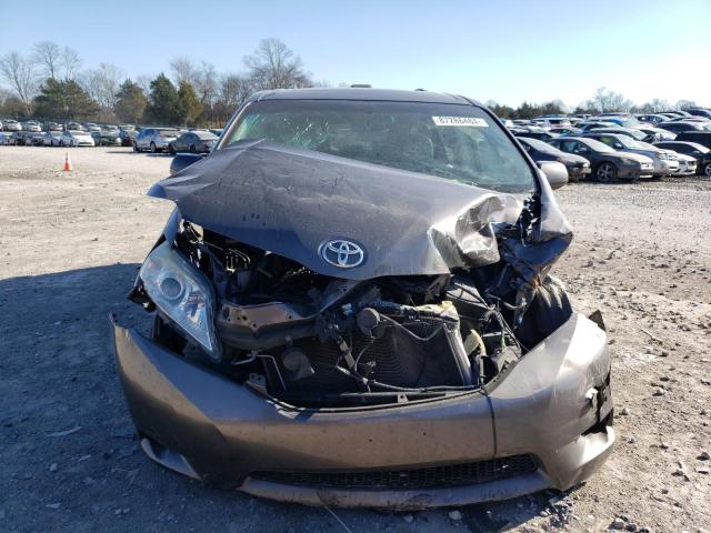 Photo 5 from auction – 2012 TOYOTA SIENNA XLE with VIN 5TDYK3DCXCS253718