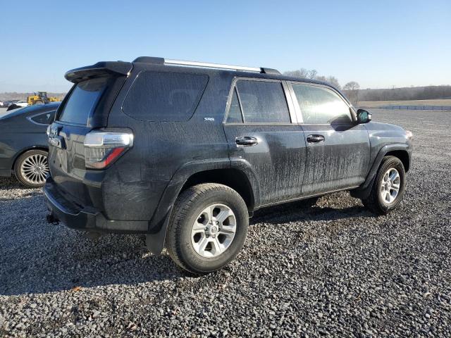 Photo 3 from auction – 2021 TOYOTA 4RUNNER SR with VIN JTEEU5JR2M5236156