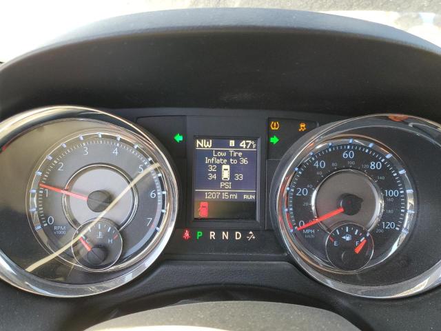 Photo 9 from auction – 2015 CHRYSLER TOWN & COU with VIN 2C4RC1CG0FR597727