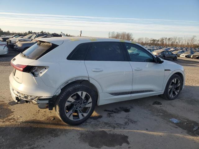 Photo 3 from auction – 2022 AUDI E-TRON PRE with VIN WA1AAAGE7NB043670