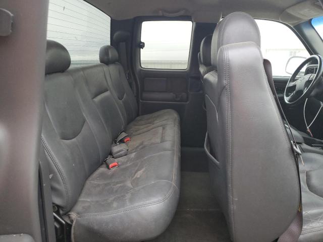 Photo 10 from auction – 2003 CHEVROLET SILVERADO with VIN 2GCEK19N931307065