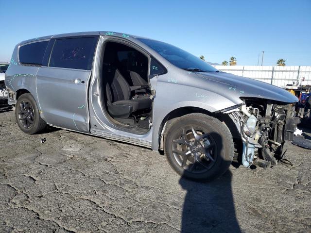 Снимка 4 от търг – 2018 CHRYSLER PACIFICA T с VIN 2C4RC1FGXJR306252