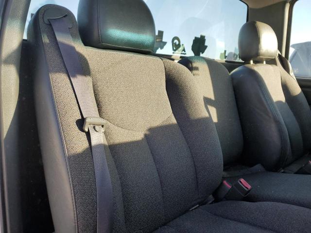 Photo 10 from auction – 2004 CHEVROLET SILVERADO with VIN 1GCEK14VX4E251385