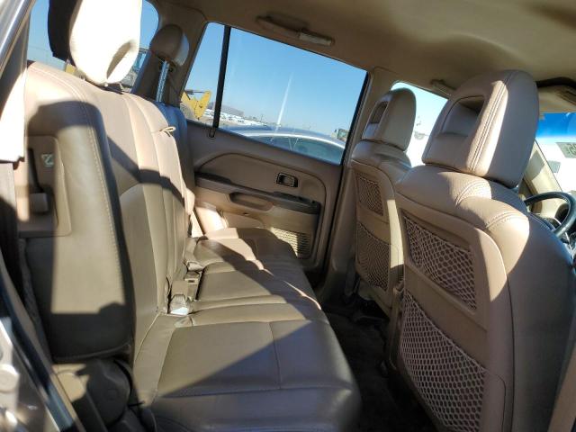 Photo 11 from auction – 2004 HONDA PILOT EXL with VIN 2HKYF18564H525807
