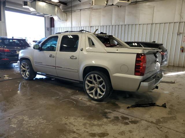 Photo 2 from auction – 2013 CHEVROLET AVALANCHE with VIN 3GNTKGE77DG290834
