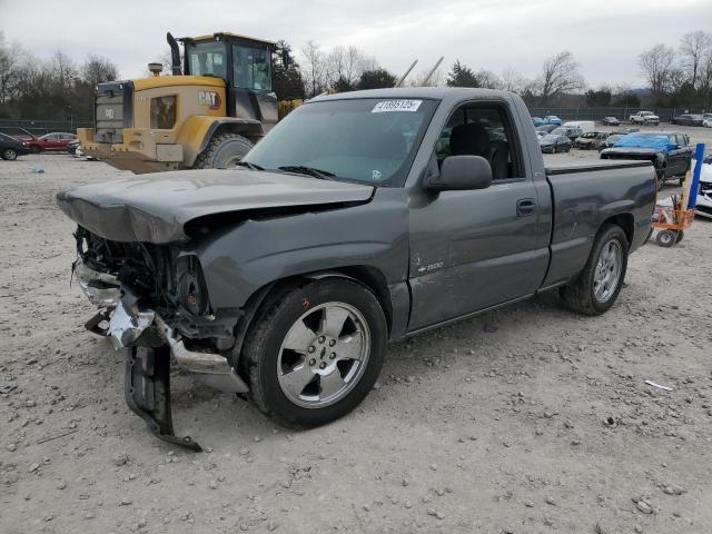 CHEVROLET SILVERADO 2000 with VIN 1GCEC14T6YZ248655 - Photo from auction