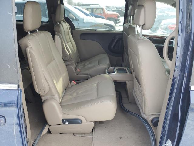 Photo 11 from auction – 2015 CHRYSLER TOWN & COU with VIN 2C4RC1BG6FR589925