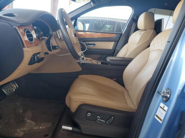 Photo 7 from auction – 2017 BENTLEY BENTAYGA with VIN SJAAC2ZV1HC014040