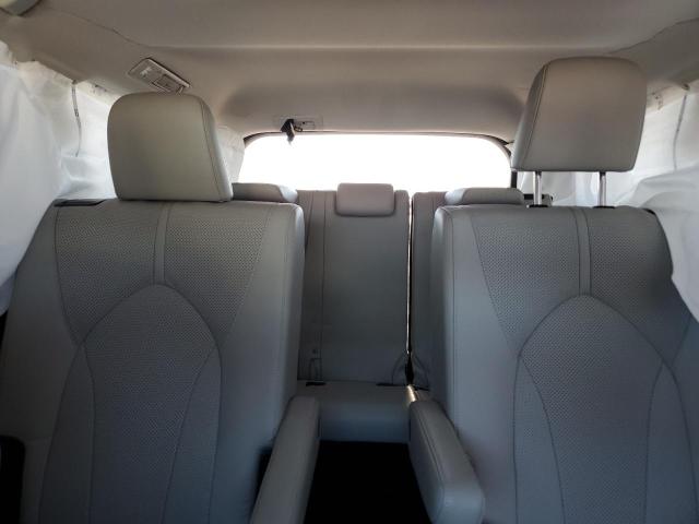 Photo 10 from auction – 2024 TOYOTA GRAND HIGH with VIN 5TDAAAB53RS020348