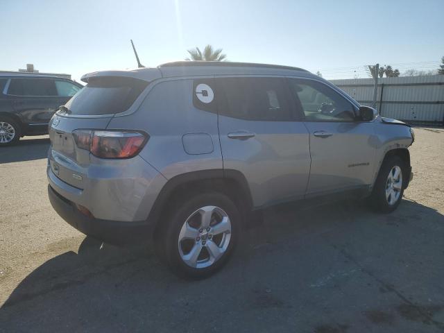 Photo 3 from auction – 2017 JEEP COMPASS LA with VIN 3C4NJDBB9HT692430