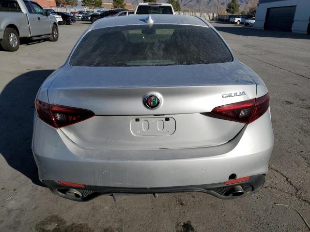 Photo 6 from auction – 2017 ALFA ROMEO GIULIA TI with VIN ZARFAECN4H7552055