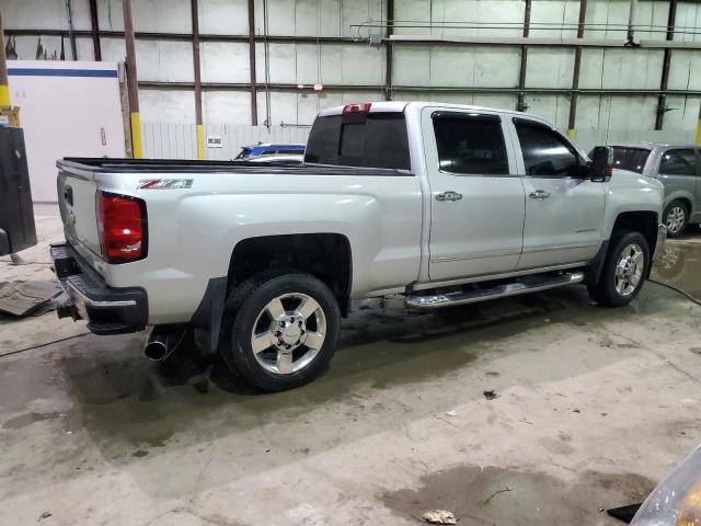 Photo 3 from auction – 2016 CHEVROLET 2500 with VIN 1GC1KWE87GF103388