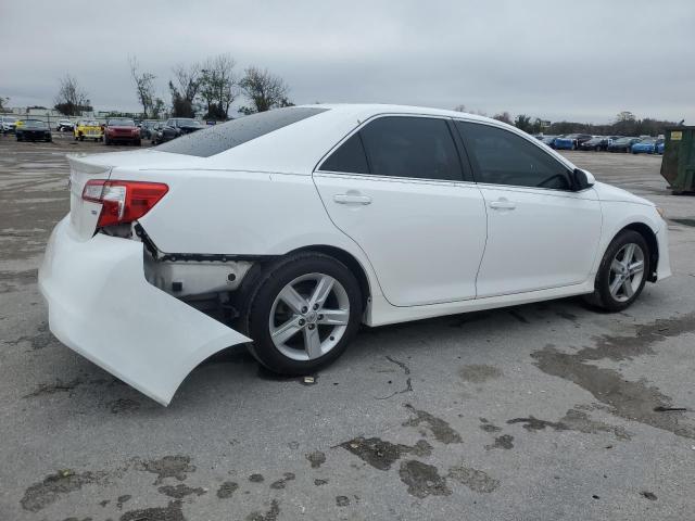 Photo 3 from auction – 2014 TOYOTA CAMRY L with VIN 4T1BF1FK1EU425759