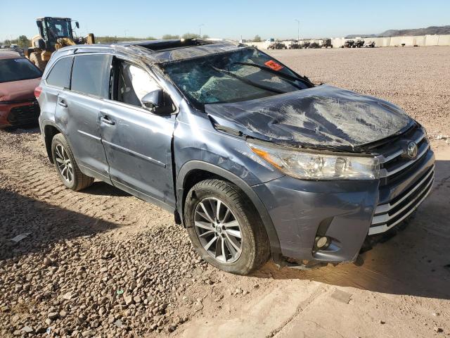 Photo 4 from auction – 2019 TOYOTA HIGHLANDER with VIN 5TDJZRFH3KS929840