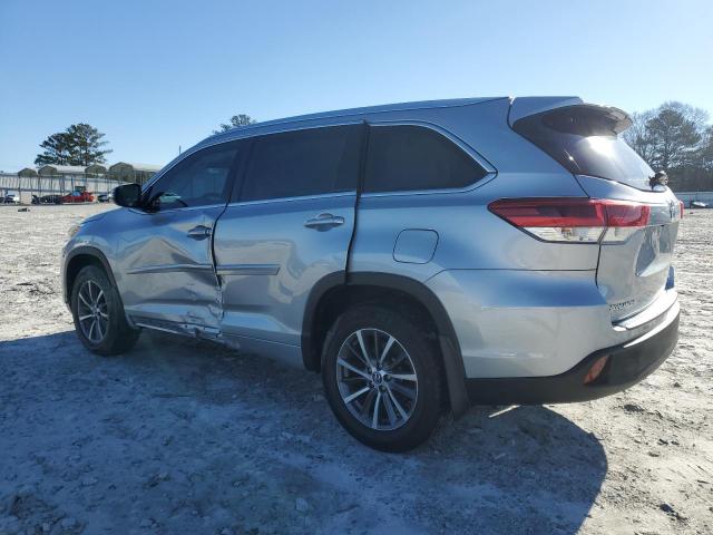 Photo 2 from auction – 2018 TOYOTA HIGHLANDER with VIN 5TDJZRFH2JS817576