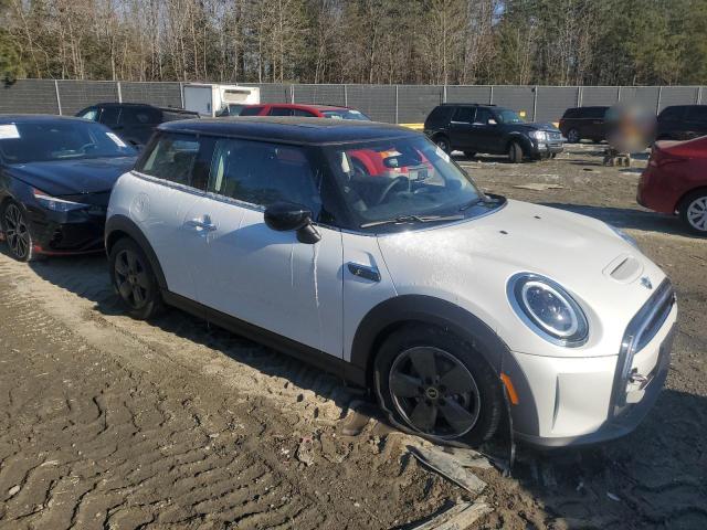 Photo 4 from auction – 2024 MINI COOPER SE with VIN WMW13DJ09R2V91901